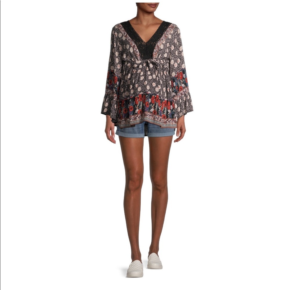 Maternity Denim Shorts with Full Panel - Picture 3 of 6